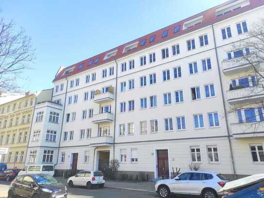 Gepflegte Wohnung in saniertem Altbau in Friedrichshain