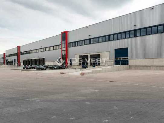 ca. 50.000 m² Lager + Produktion / modern + effizient / Sichtlage A1