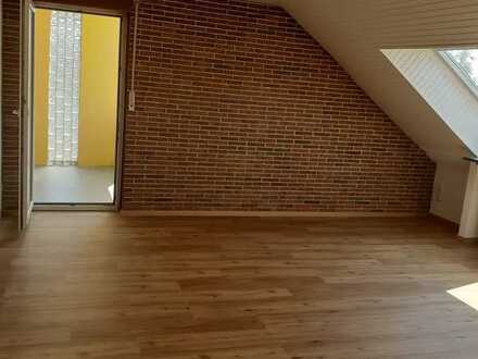 Gepflegte Wohnung mit drei Zimmern in Augsburg