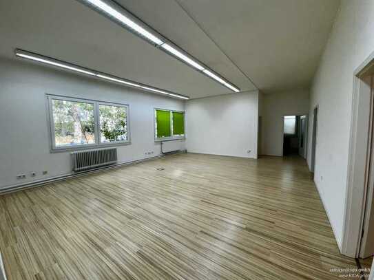 RIDA COMMERCIAL – 162 m² Bürofläche für Visionäre mit Stellplätzen im Innenhof