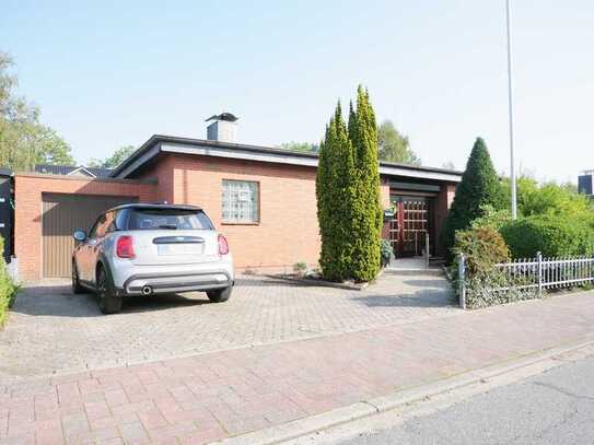 Ebenerdiges Wohnen mit Gartenparadies in Lohe-Rickelshof