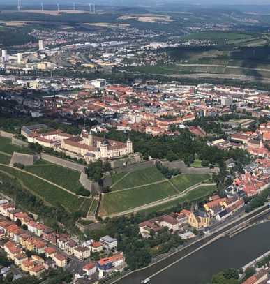 Erstbezug nach Sanierung mit Balkon: attraktive 3-Zimmer-EG-Wohnung in Würzburg/Sanderau