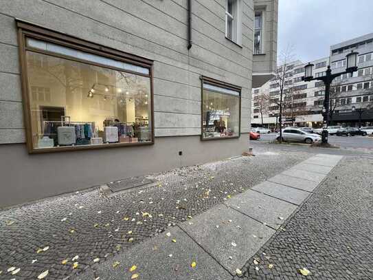 Lichtdurchflutete Gastrofläche im Zentrum Charlottenburg's!