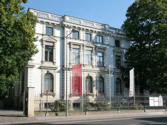 BUERO.flächen mit 377 m², Terrasse, Garten und Stellplätzen in Stadtvilla am Rosental