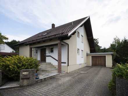 Gepflegtes 5-Zimmer-Einfamilienhaus in Neuhausen bei Metten
