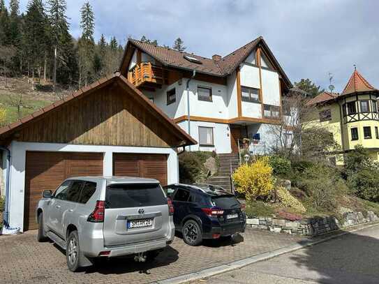 Geräumiges Einfamilienhaus in Enzklösterle