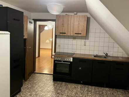 Freundliche Wohnung mit drei Zimmern in Reutlingen