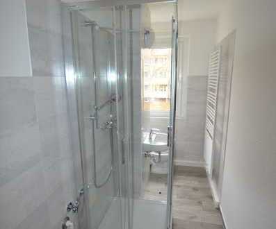 neu sanierte 2-Raum-Wohnung mit Dusche und Balkon! Bezug ab 11.07.24 möglich!