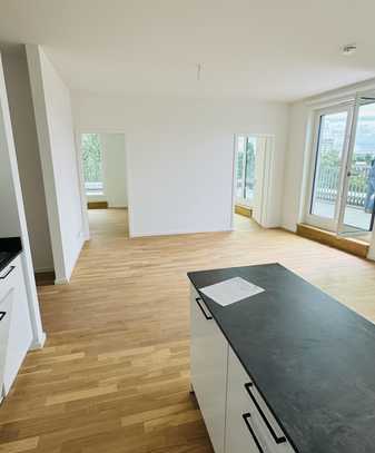 Erstbezug ! 3 Zimmer ab 01.12.2024