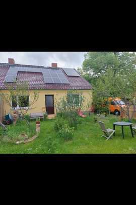 Schönes, modernisiertes 3-Zimmer-Reihenendhaus mit Grundofen und Garten in Bad Belzig OT Hagelberg