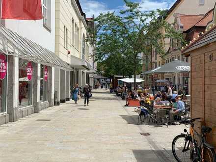 Büro, Fitnessstudio, Eventfläche etc in einem Kaufhaus in der Fußgängerzone (800 - 1.800 m²)