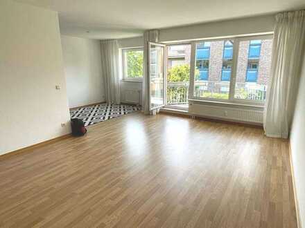 Sehr gepflegte Wohnung mit Balkon und TG-Stellplatz in Kaarst-Mitte, sofort bezugsfähig