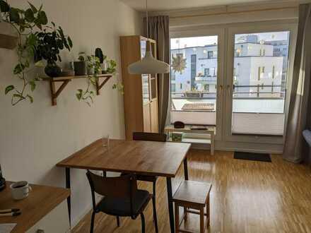 Schöne3-Zimmer-Wohnung mit Balkon und EBK in Köln-Mülheim