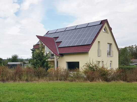 Modernes Einfamilienhaus - niedrigster Energieverbrauch - top Lage im Grünen für Wohnen und Arbeiten