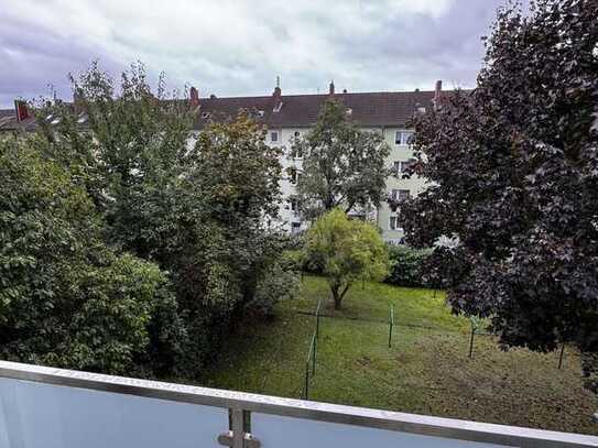 2-Zimmer-Wohnung mit Balkon in Humboldt-Gremberg