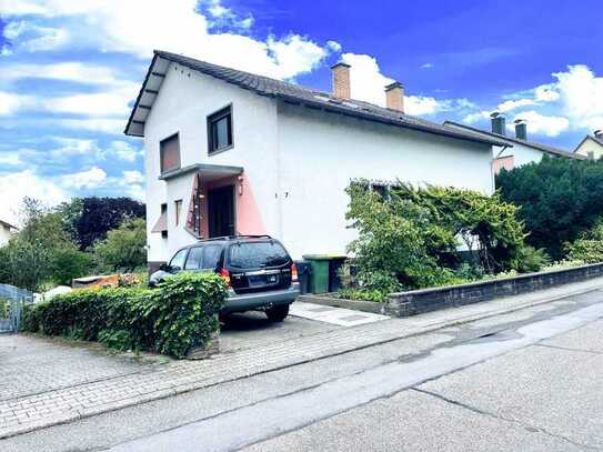 Gelegenheit ! Großer Bauplatz mit Haus