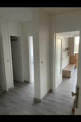 3 Zimmer Wohnung in Mettmann zu vermieten 900 € - 79 m² - 3.0 Zi.