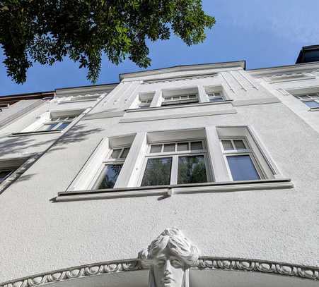 Von Privat: Renovierte Stadtvilla mit Altbaucharme und viel Platz