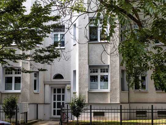 Attraktive Wohnung mit Balkon in Stadtfeld Ost