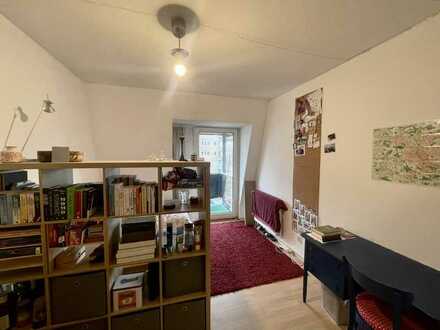 Zimmer mit Balkon in Studiwohnheim mit Bad zu zweit