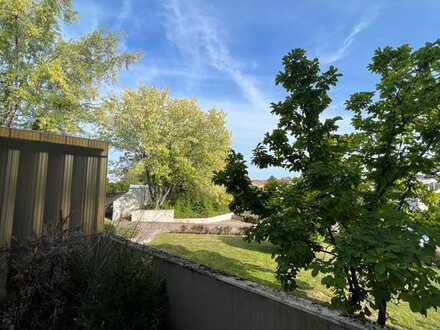 Genießen Sie die Aussicht von Ihrer Wohlfühlterrasse!