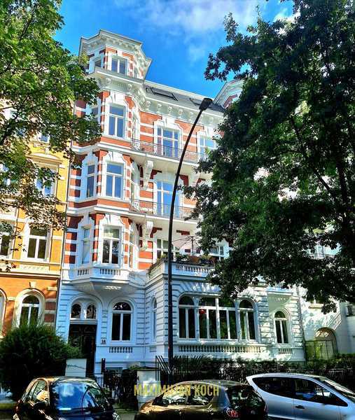 Exklusive 8,5 Zimmer Wohnung in bester Lage in Rotherbaum