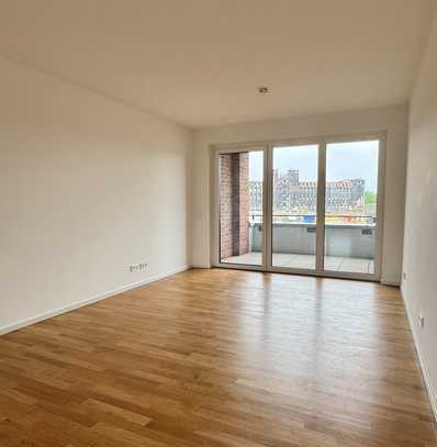 Leben am Wasser in extravaganter Lage 4-Zimmer-Wohnung