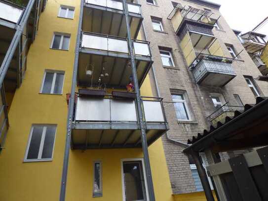 2-Zimmer Wohnung mit 52 m² und direkter U-Bahn nähe, in Hummelstein, mit Balkon und Keller