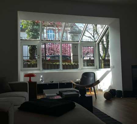 *befristet* Stilvolle 1-Raum-Wohnung mit luxuriöser Innenausstattung in Frankfurt am Main