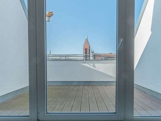 Moderne Eleganz über den Dächern: Dachterrasse und exklusiver Wohnküche!