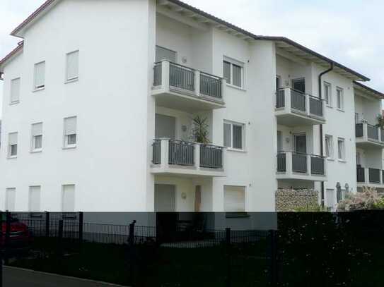 Schöne 2-Zi-Whg im 1. OG mit Südbalkon, Aufzug u. TG-Stellplatz in Meitingen-OT