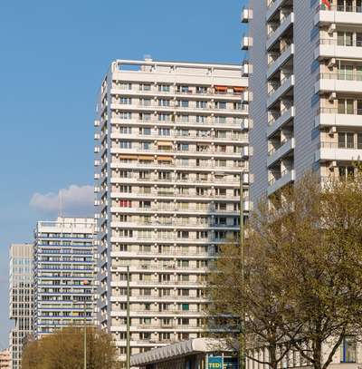 2-Zimmer Cityapartment - mit Einbauküche, Duschbad sonniger Balkon