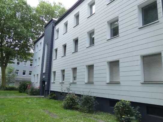 Moderne 2 Zimmer mit großem Balkon!