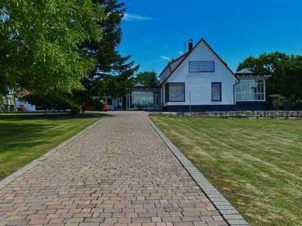 Schönes, geräumiges Haus mit neun Zimmern in Ludwigsburg (Kreis), Affalterbach