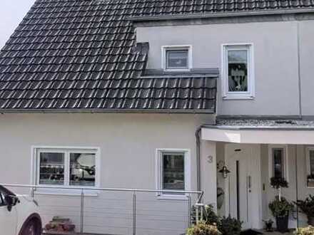 7-Zimmer-Doppelhaushälfte mit gehobener Innenausstattung zum Kauf in Bergisch Gladbach