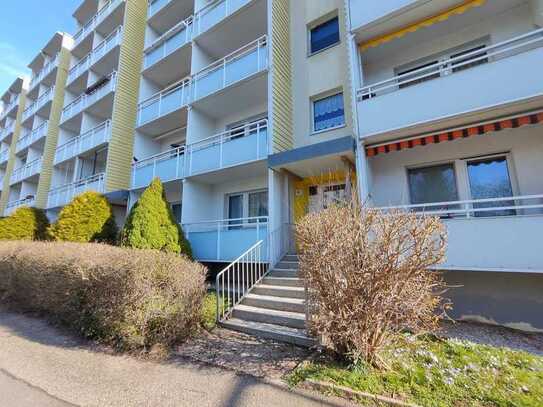 3-Raum-Wohnung mit Balkon in begrünter Wohnlage
