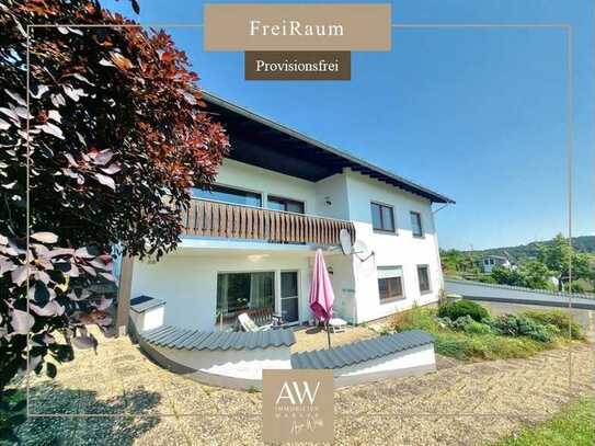 ***FreiRaum***
Großzügige Architektenvilla mit Traumaussicht, Einliegerwohnung. Courtagefrei