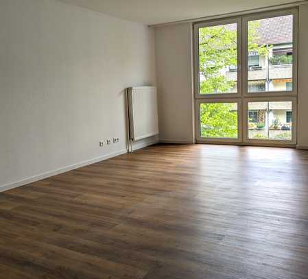 Renovierte 1-Zimmer-Wohnung mit Balkon in Ahlem