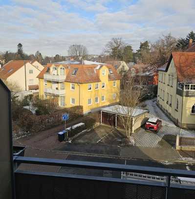 Kleinzschachwitz! Charmante Dachgeschosswohnung mit Balkon in Elbnähe!