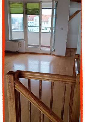 3-Zimmer-Dachwohnung über 2 Etagen in beliebter Wohnlage Zwickaus zu vermieten!