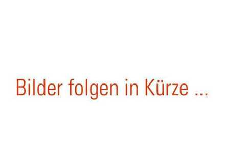 Sehr schöne 3 Zimmer Wohnung in ruhiger Lage in gepflegtem Haus in OF Ost Inklusive Garage