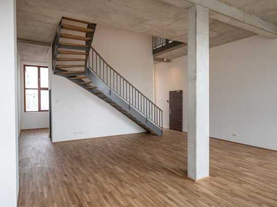 48,5 m² großes Wohnzimmer!!! - Moderne 4-Raum-Maisonette im Loftstyle