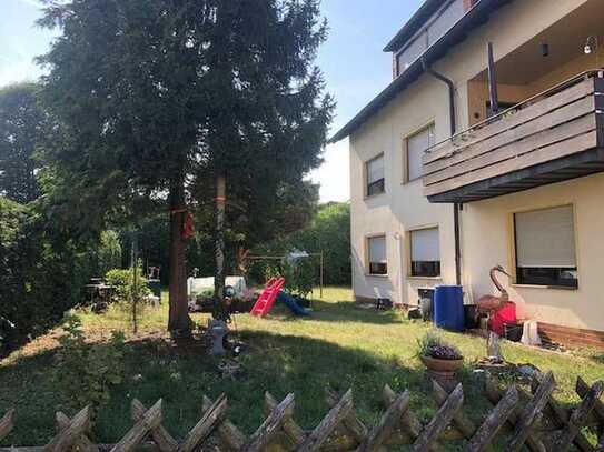 Ammersricht: 1 -3 Fam Haus+Bauplatz zusätzl möglich. Haus m 790m² Grundstück 475000 Euro