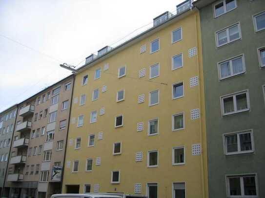Nähe Uni/ruhige Innenhoflage: Tolle 3-Zimmer-Wohnung mit Balkon zu verkaufen