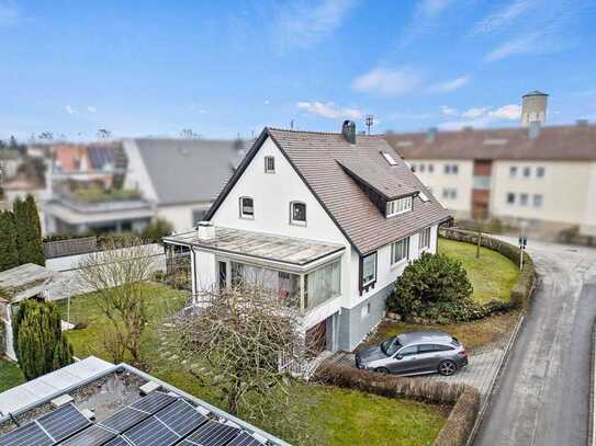 Raumwunder mit viel Potential! Zentrumsnahes Einfamilienhaus mit traumhaftem Wintergarten