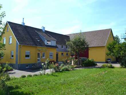 Anspruchsvolles Wohnen in ländlicher Umgebung mit Ausbaupotenzial riesiger Garten für Pool