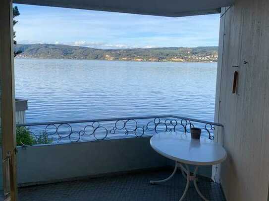 Exklusive 3,5-Zimmer-Wohnung mit Balkon direkt am See mit privatem Seezugang