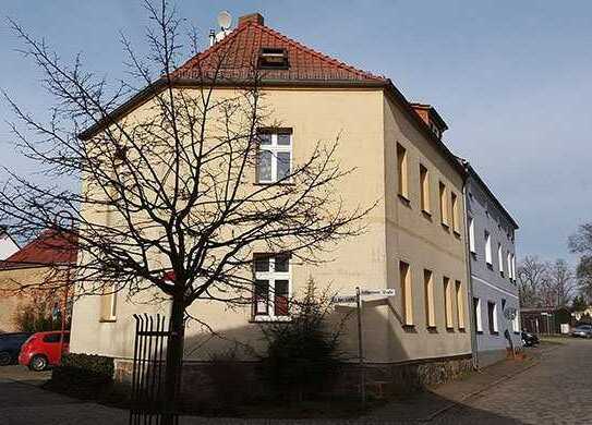 Schöne Dachgeschosswohnung mit Balkon