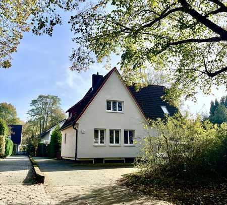 Schöne helle zwei Zimmer Wohnung in Hamburg, Bergstedt