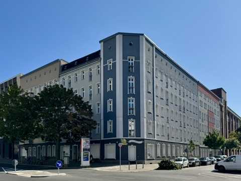 Sanierte 2-Zimmer-Eigentumswohnung, Balkon, bezugsfrei kaufen in Berlin-Gesundbrunnen, ca. 72 m²